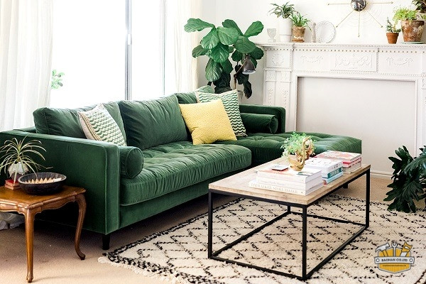 Kết hợp ghế sofa với ghế đôn và màu sắc thiên nhiên