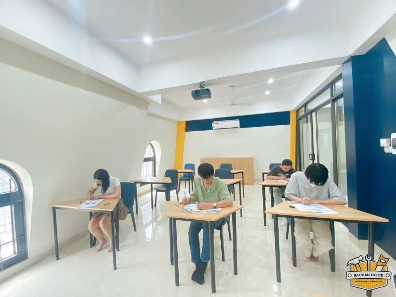 Học viên ngồi học thoải mái 